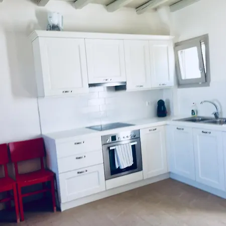 Evdokia Stone House * Márpissa