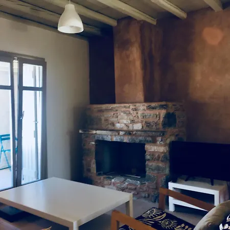 Evdokia Stone House Feriehus Márpissa